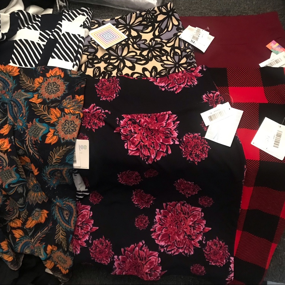 6 LuLaRoe Cassie skirts XL